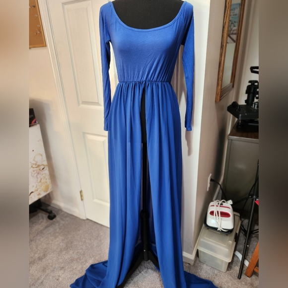 Dresses & Skirts - Womens split bottom overlay dress